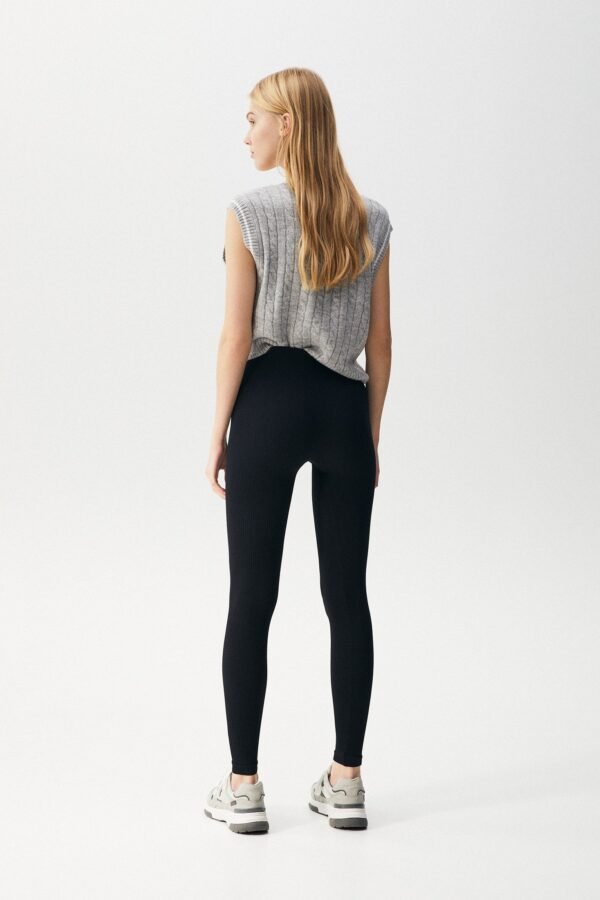 Basic Relax Fit Leggings - Hình ảnh 2